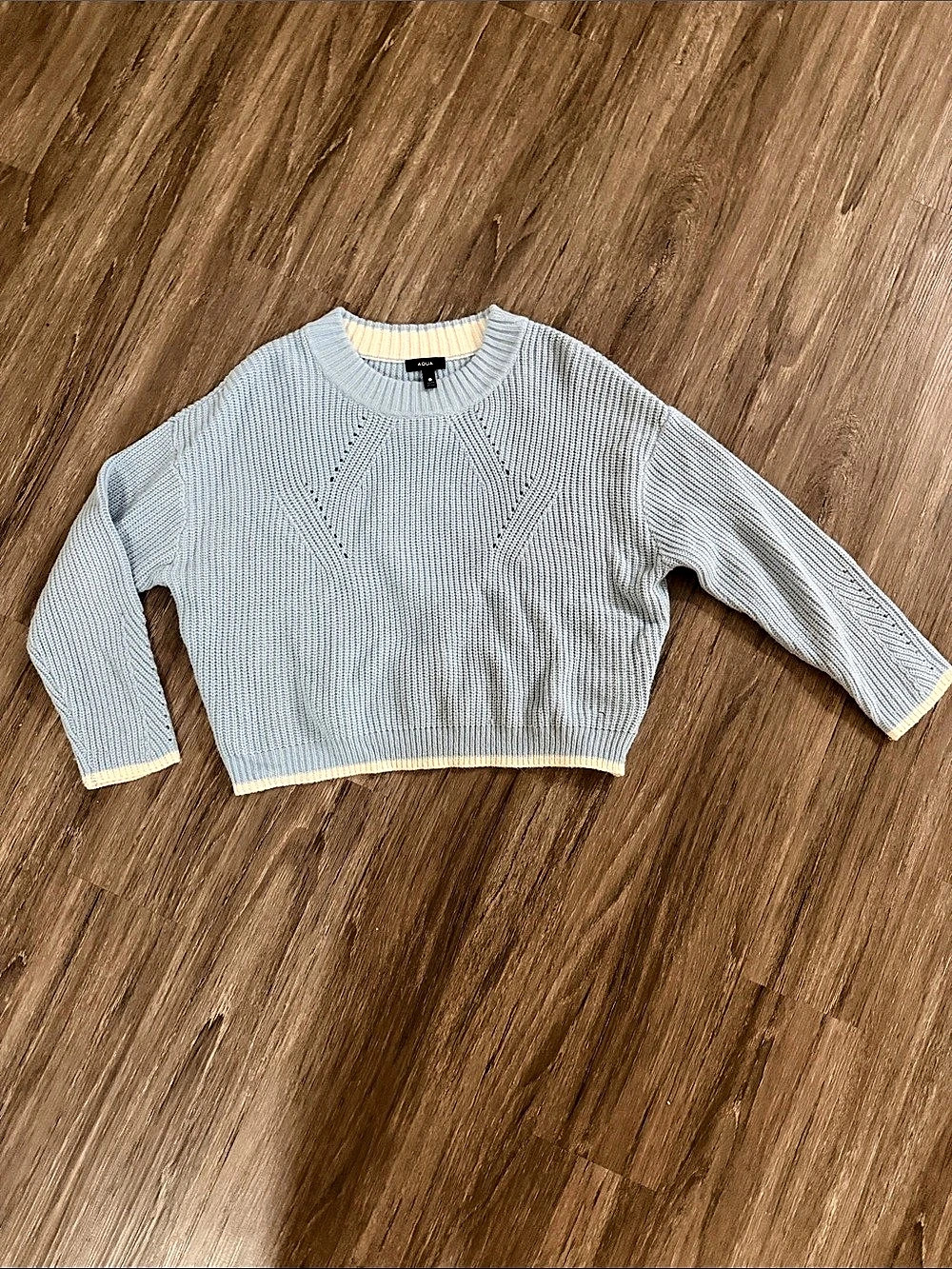 AQUA Ribbed Crewneck Sweater in Blue Like New